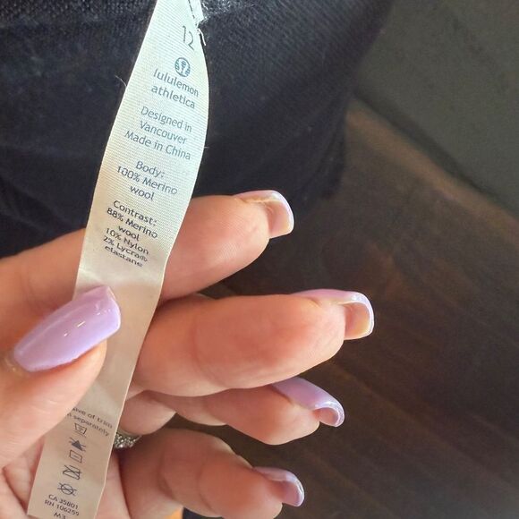 LULULEMON RIBBED TURTLE NECK SWEATER - Picture 5 of 6